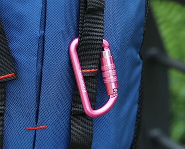 12kN Carabiner clip for Backpack