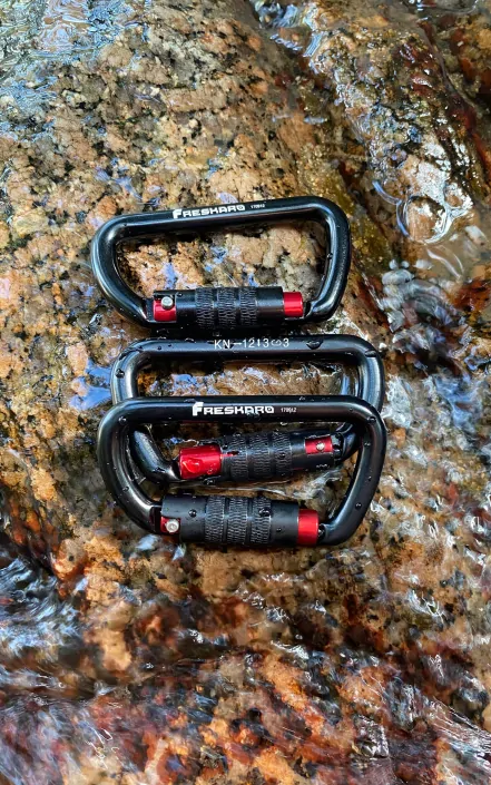 12kN Auto-locking Carabiner Black 3pack