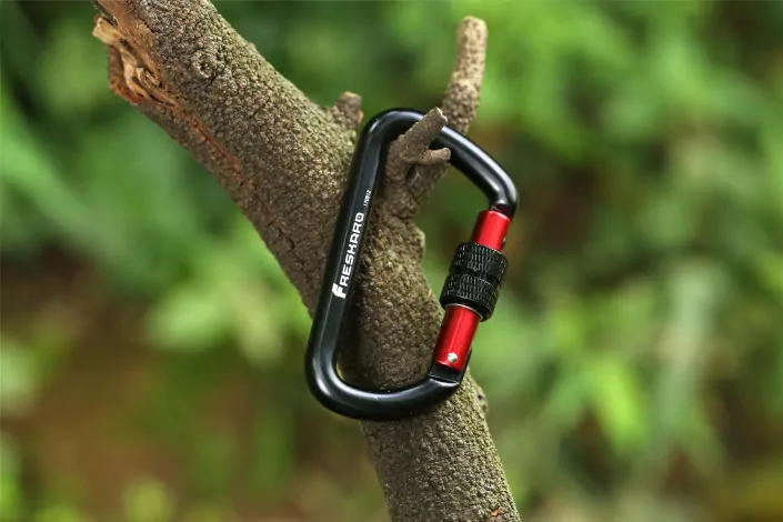 12kN Screw-locking Black Carabiner